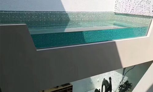 Акрилове скління басейну